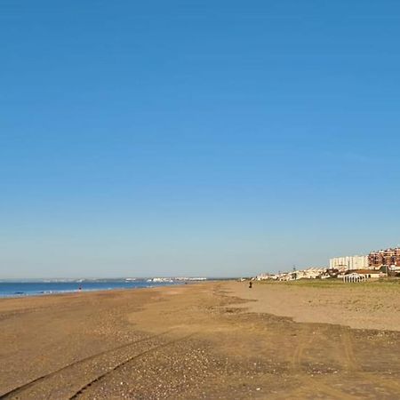 Piso De 3 Habitaciones En El Centro De Punta Umbria Recien Renovado! Екстер'єр фото